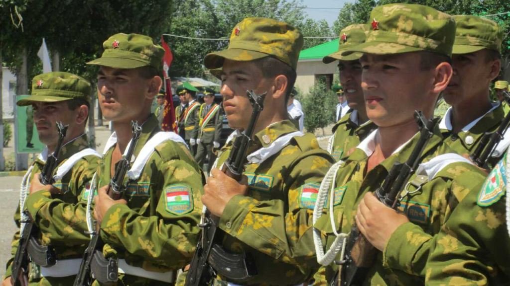 Хизмат ба. Хизмати харби Таджикистан. Савганди харби. Армия Таджикистана. Женщины в армии Таджикистана.